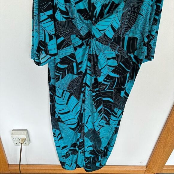 Catherines Women’s Plus Size Palm Twist-Knot Teal and Black Foliage Midi Maxi Dr - Picture 4 of 7